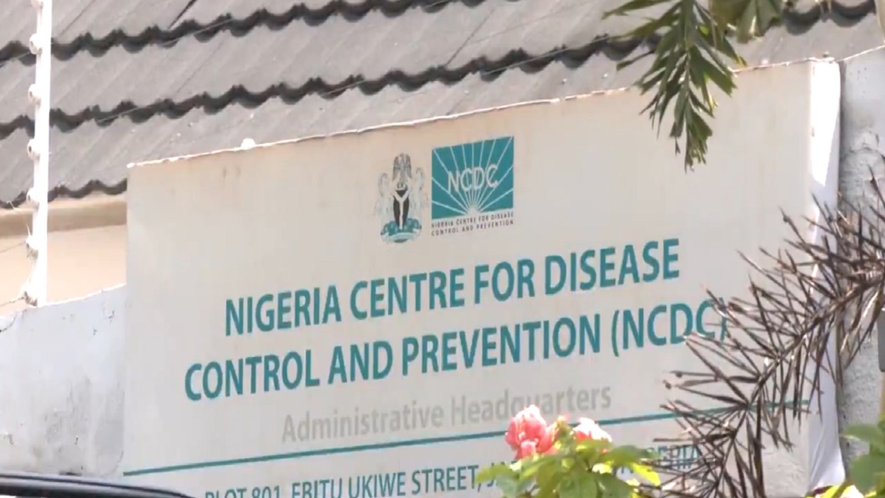 Nijerya’da ilk Ebola vakasının ardından CDC tarafından olağanüstü toplantı düzenlendi