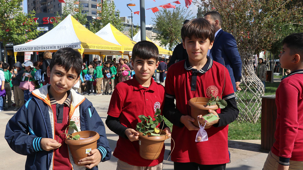 Gaziantep'te "3'üncü Geleneksel Tohum Takas ve Doğa Dostu Tarım Şenliği" düzenlendi