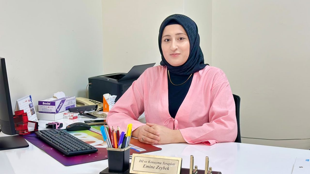 Dil ve Konuşma Terapisti Zeybek: Kekemelik özgüven eksikliği değildir