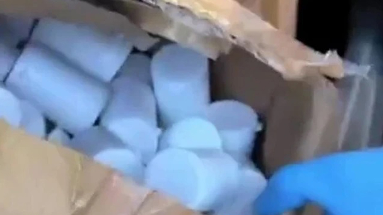 Manisa'da 225 bin 960 sentetik ecza ele geçirildi: 2 tutuklama