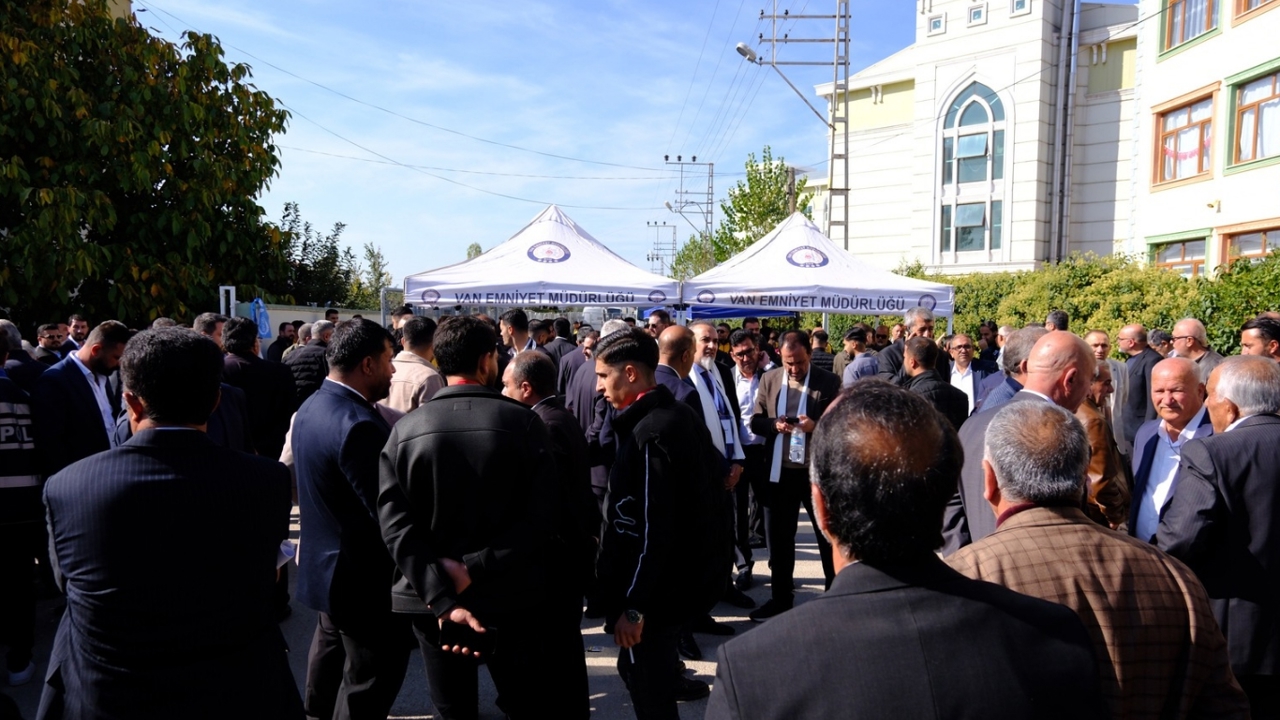 Van TSO başkanlık seçimleri başladı: 4 aday yarışıyor