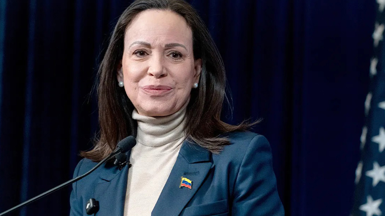 Venezuelalı muhalif lider María Corina Machado ülkesine döndü