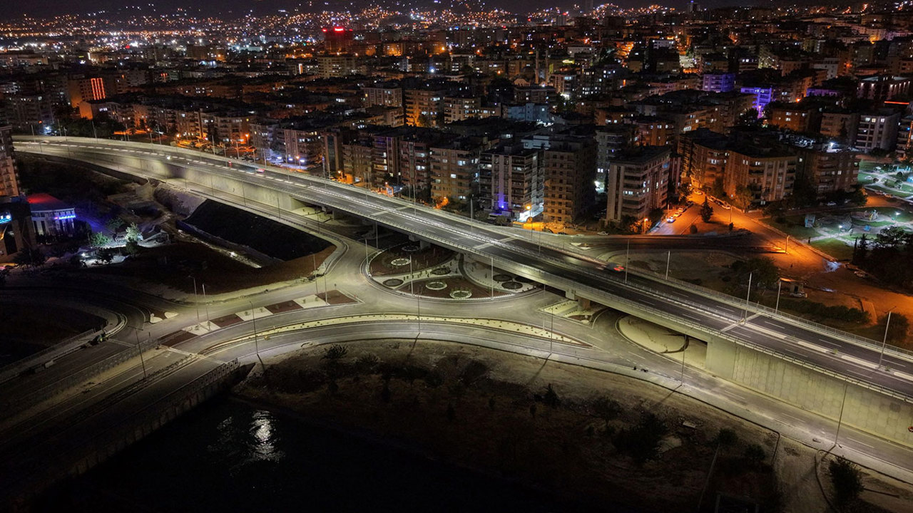 Şanlıurfa'daki LED dönüşümüne 102 milyon TL'yi aşan yatırım