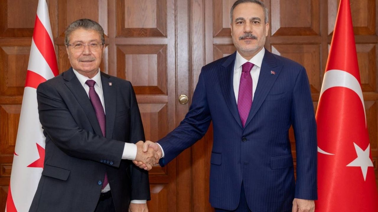 Bakan Fidan, KKTC Başbakanı Üstel ile görüştü