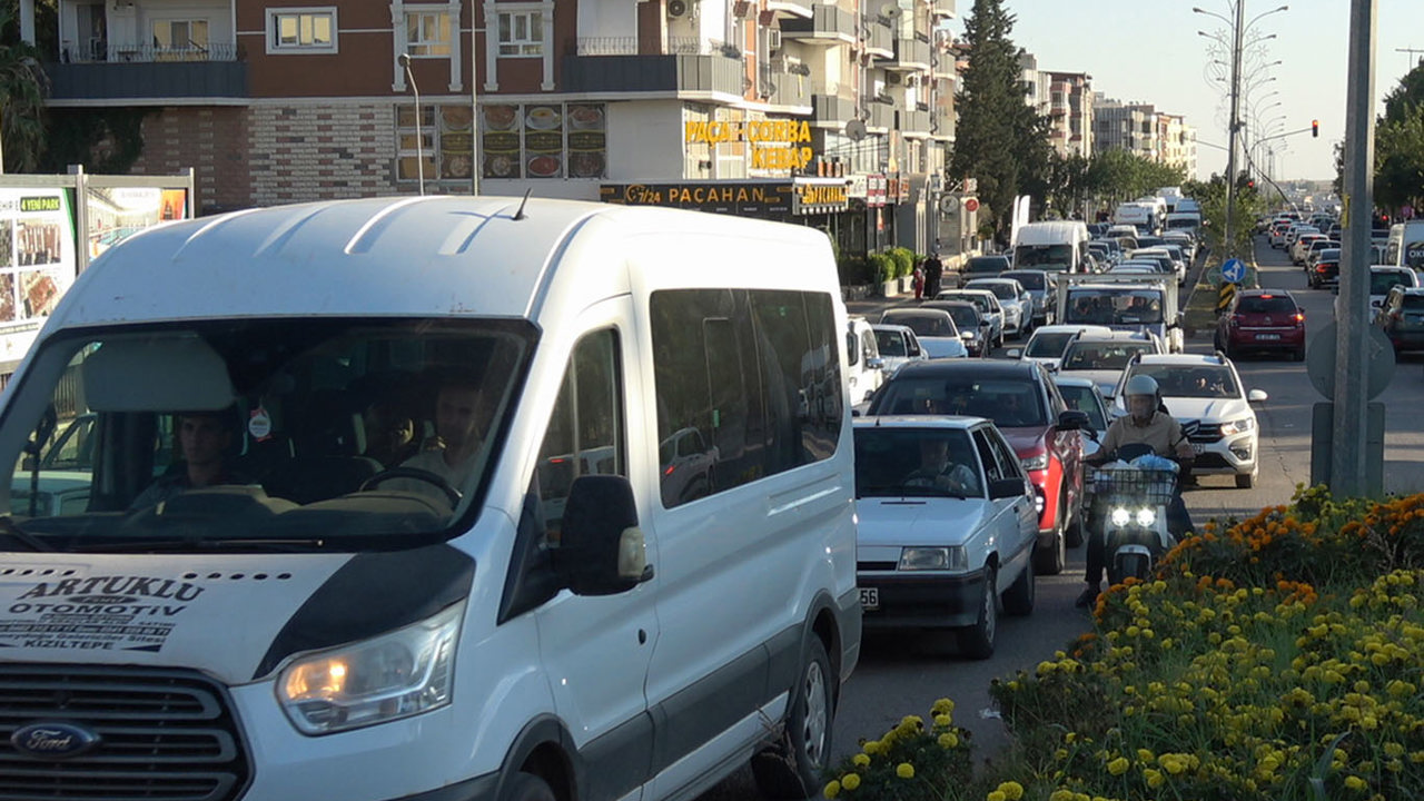 Viranşehir'deki trafik sorununa çözüm çağrısı