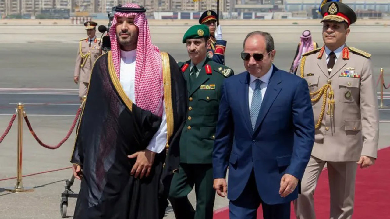 Mısır’dan Suudi Arabistan’a askeri destek yetkisi