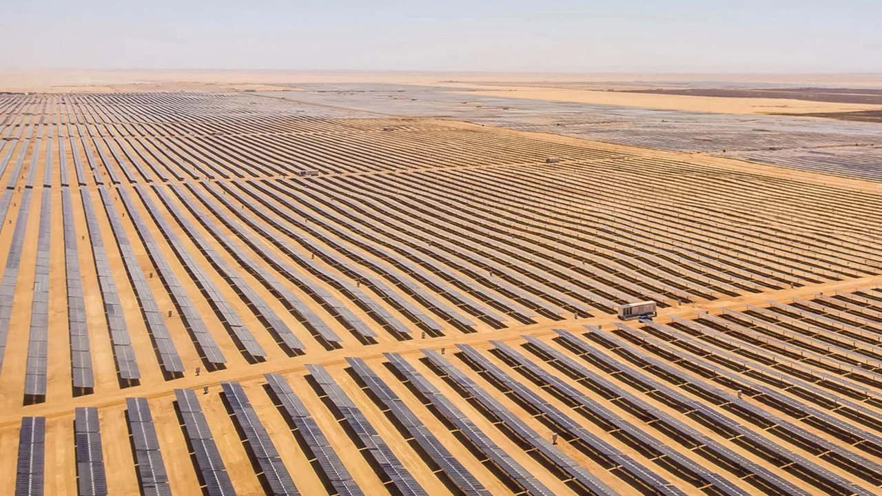 Mısır'dan 650 milyon dolarlık güneş enerjisi yatırımı