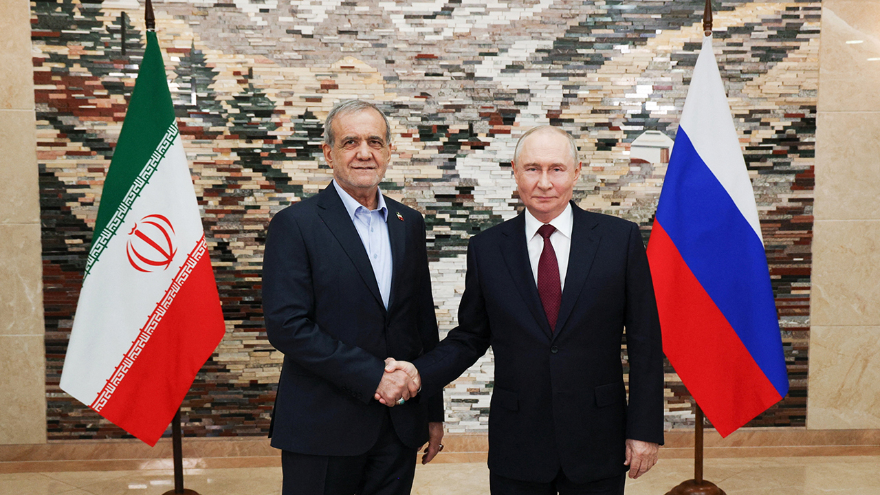 Putin ve Pezeşkiyan’dan Moskova'da kritik görüşme
