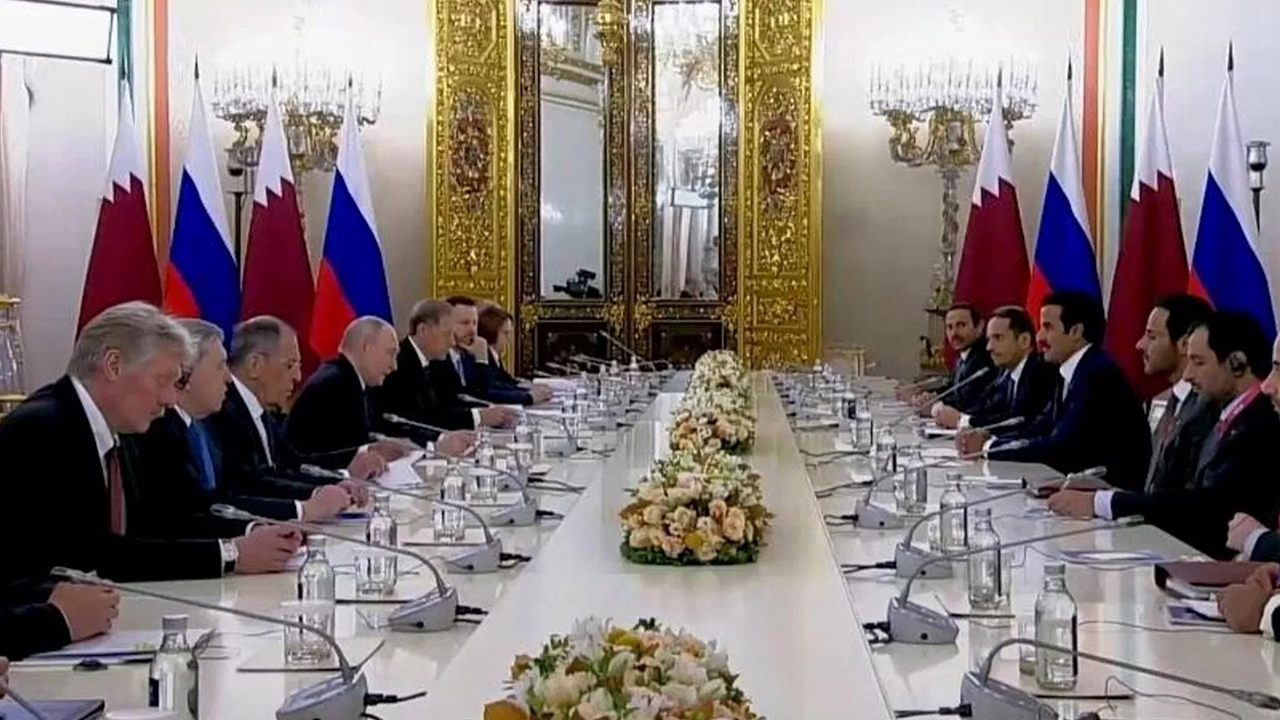 Putin ve Katar Emiri Al Sani, ekonomik ve enerji iş birliğini ele aldı