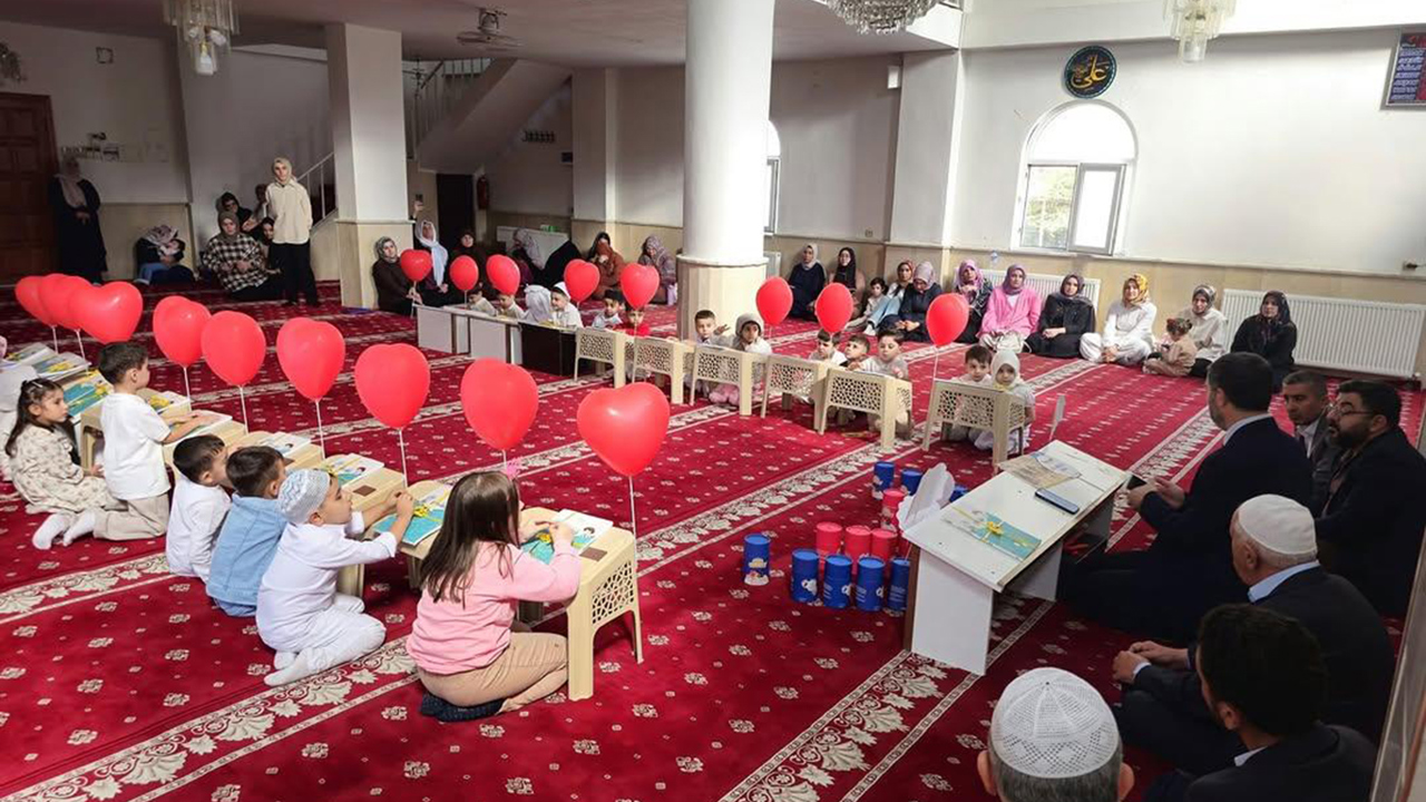 Silopi’de 4-6 yaş Kur'an kursu öğrencileri için "Bedi Besmele" programı düzenlendi