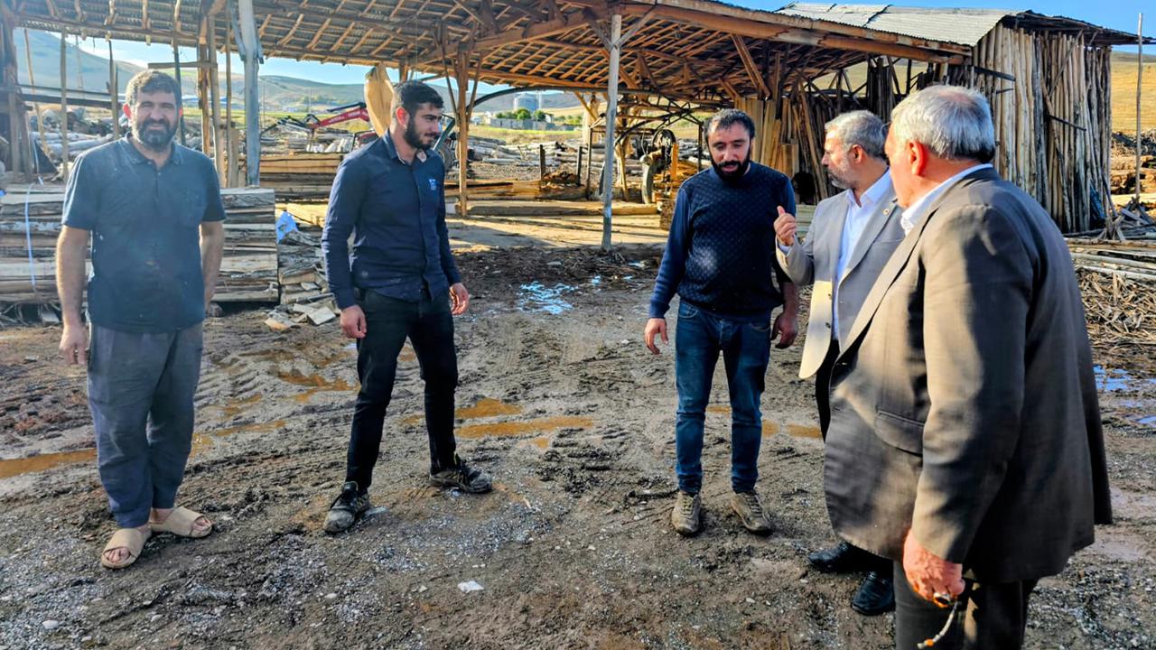 HÜDA PAR heyetinden Kovancılar'daki sel bölgesine ziyaret
