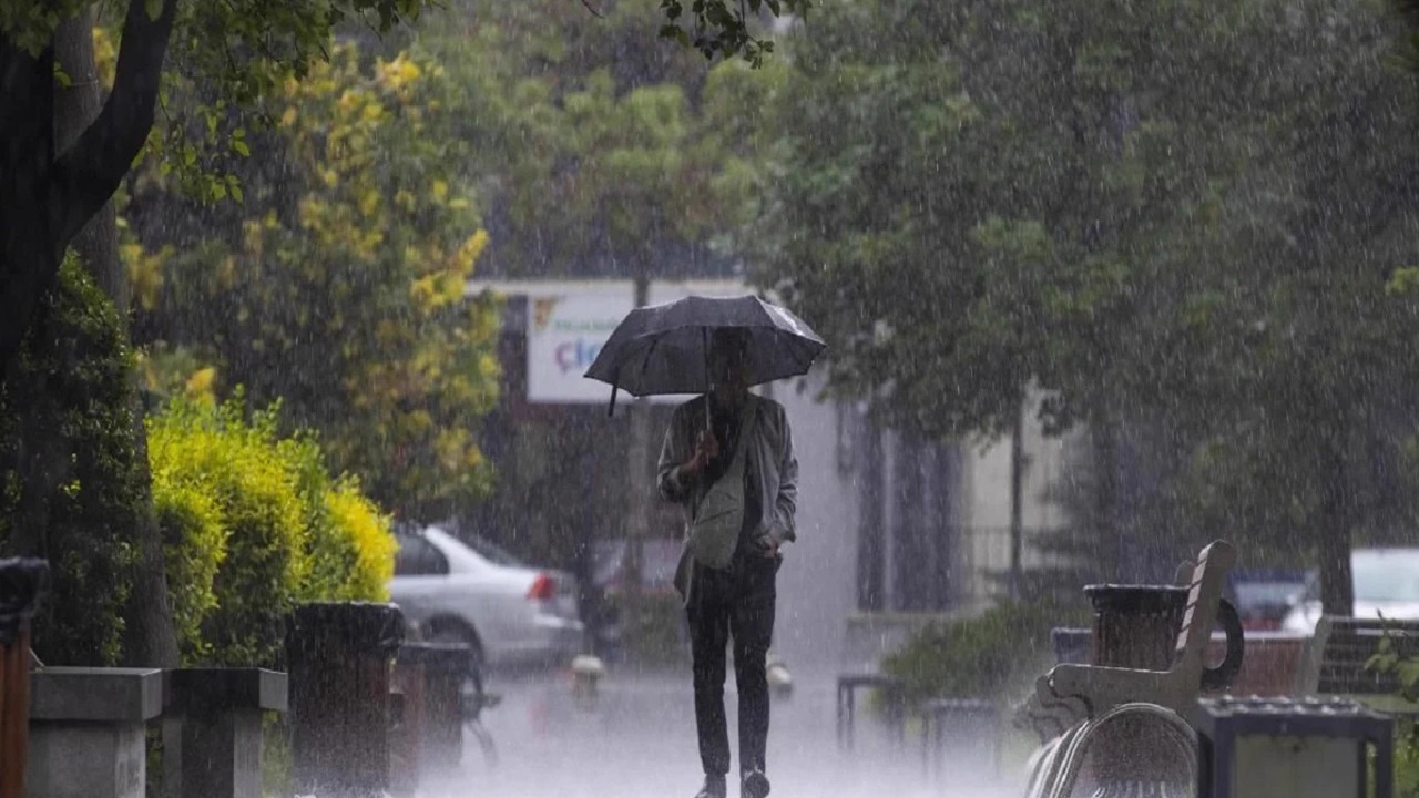 Meteoroloji'den birçok bölgeye kuvvetli yağış uyarısı