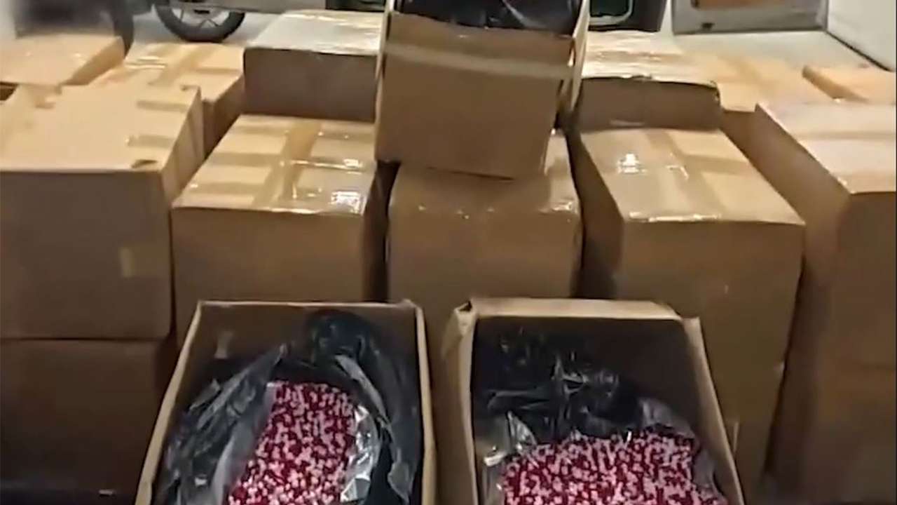 İstanbul'da uyuşturucu operasyonu: 1 milyon 642 bin sentetik hap ele geçirildi