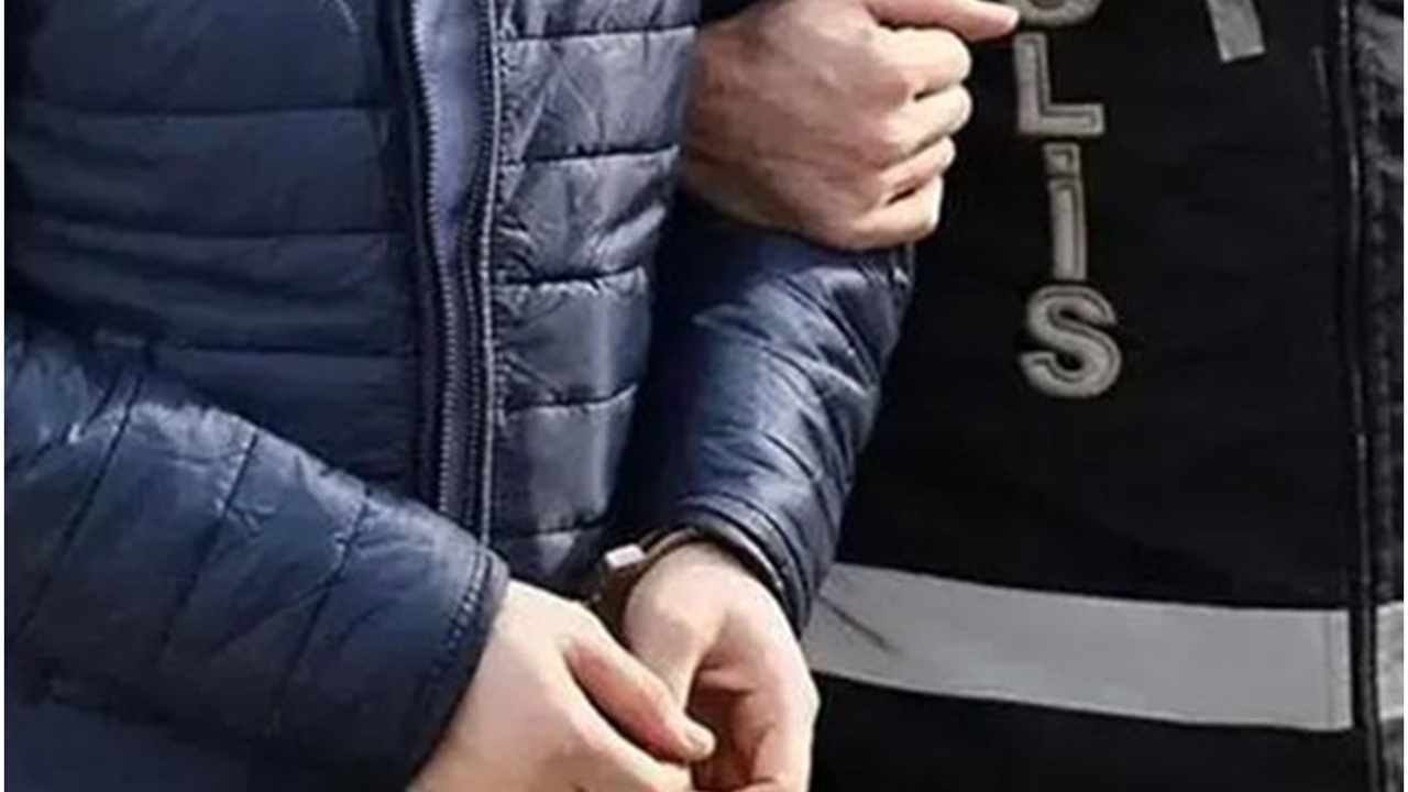 3 ilde FETÖ operasyonunda 10 gözaltı