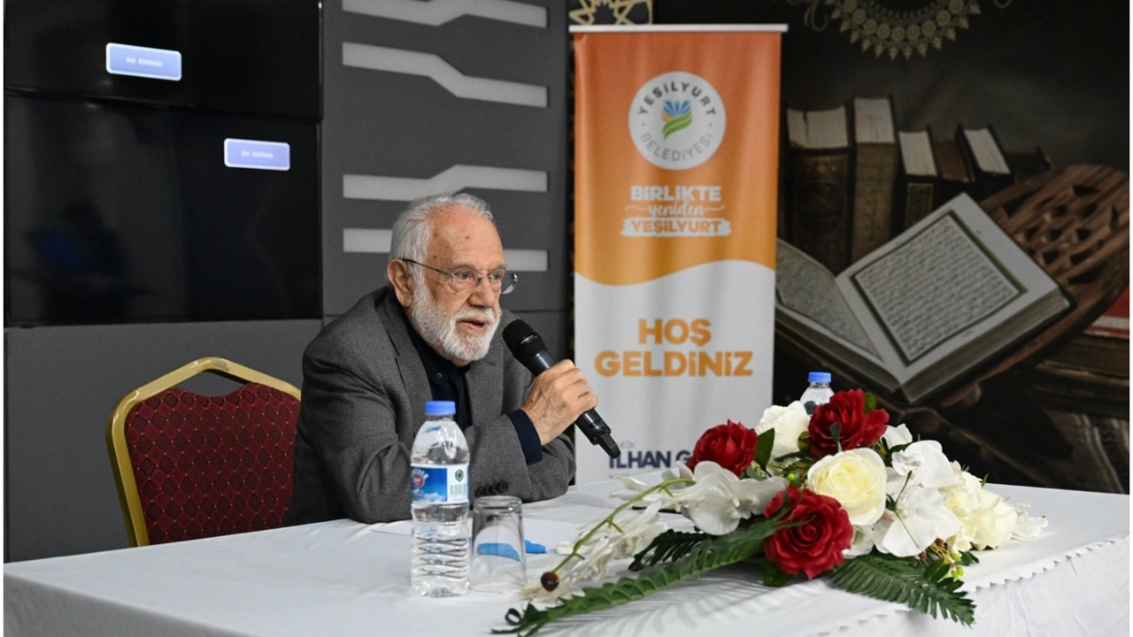 İhsan Süreyya Sırma, Pervari’den Paris’e uzanan hayatını Malatya’da anlattı