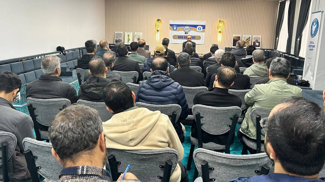 İDEV, Bingöl’de öğretmenlerle buluştu