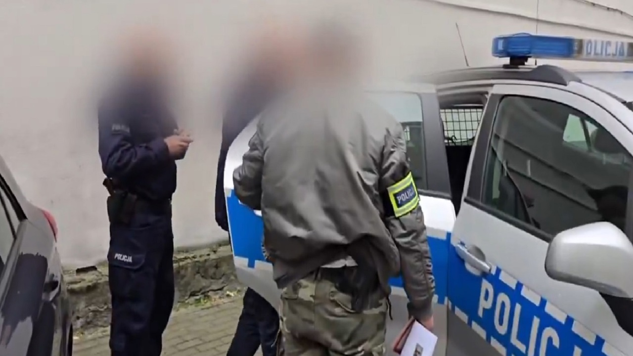 Polonya'da demiryolu altyapısını fotoğraflayan Rusya vatandaşı casuslukla suçlandı