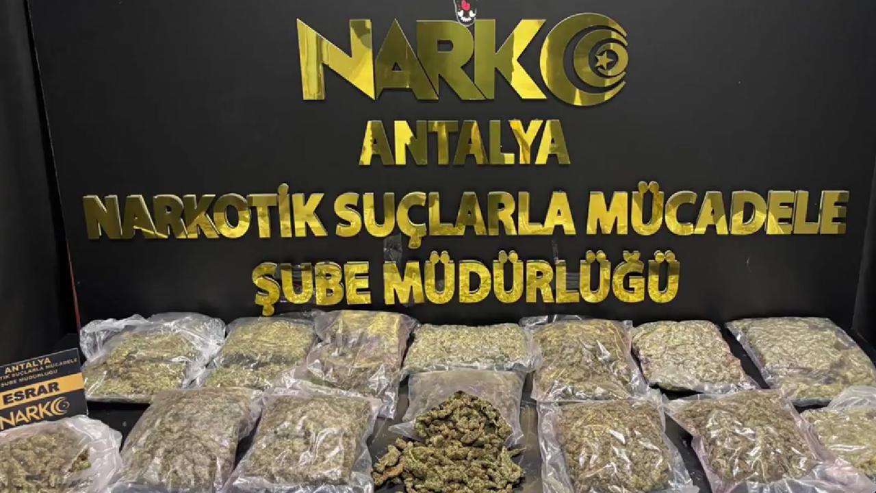 Antalya'da 7,5 kilo esrar ele geçirildi: 1 tutuklama
