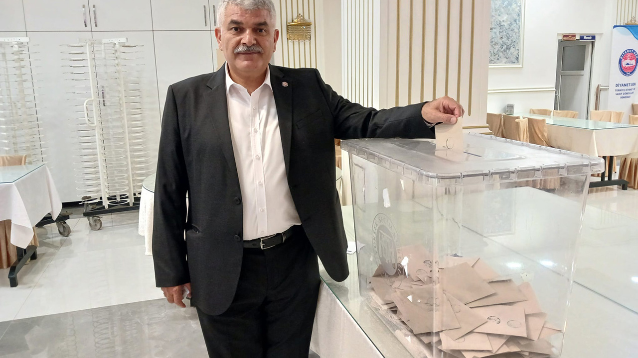 Diyanet-Sen Malatya Şubesinde Mehmet Engin yeniden başkan seçildi