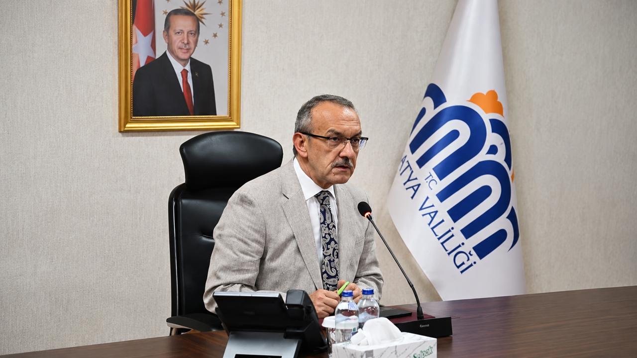 Malatya’da Üniversite Hazırlığı: Vali Yavuz’dan Kurumlara Erken Tedbir Çağrısı