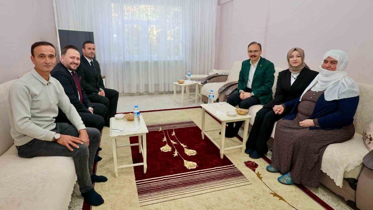 Siir’te "vefa" ve "minnet" buluşmasında şehit aileleriyle bir araya gelindi
