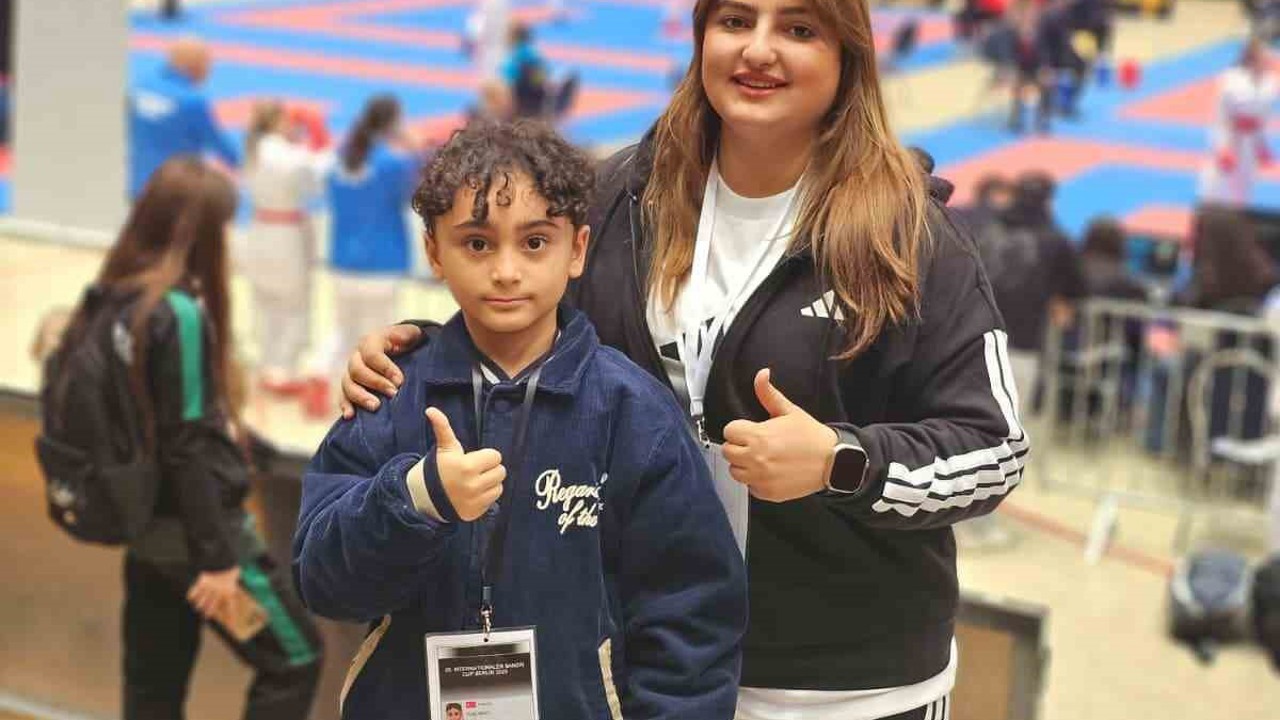 Erdem Koleji’nden uluslararası gurur
