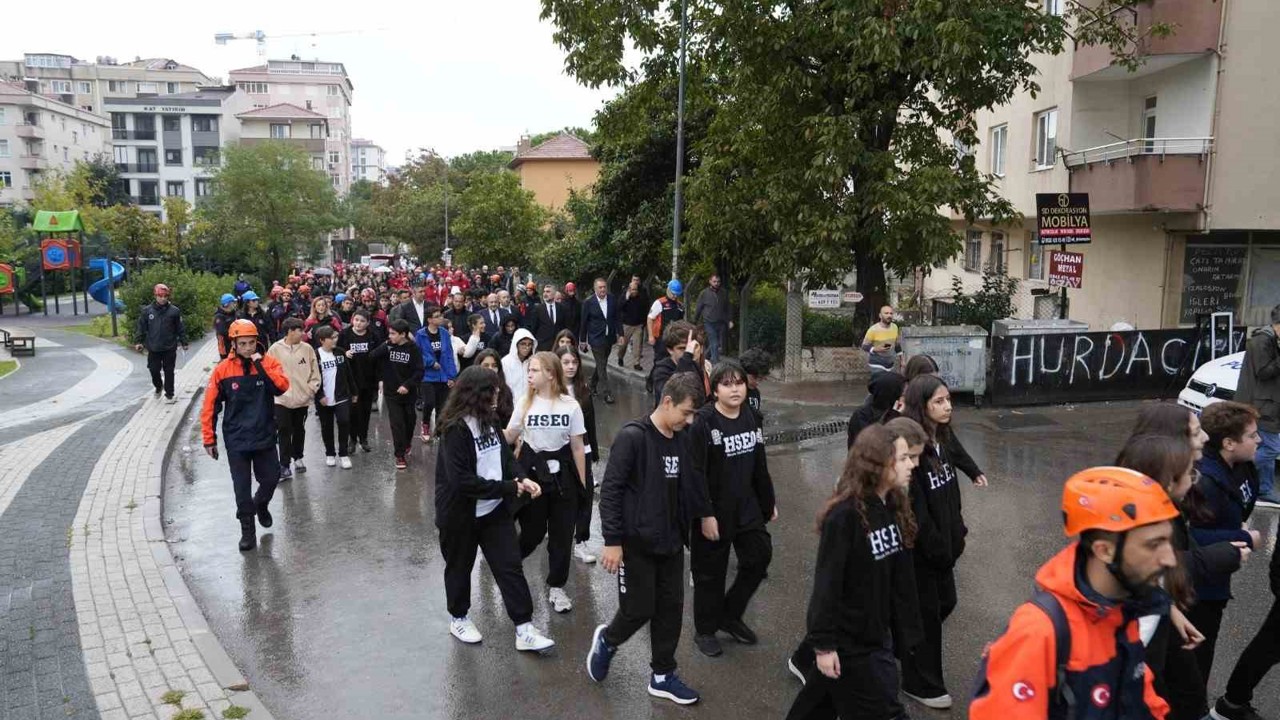 Kartal’da tsunami tatbikatı yapıldı
