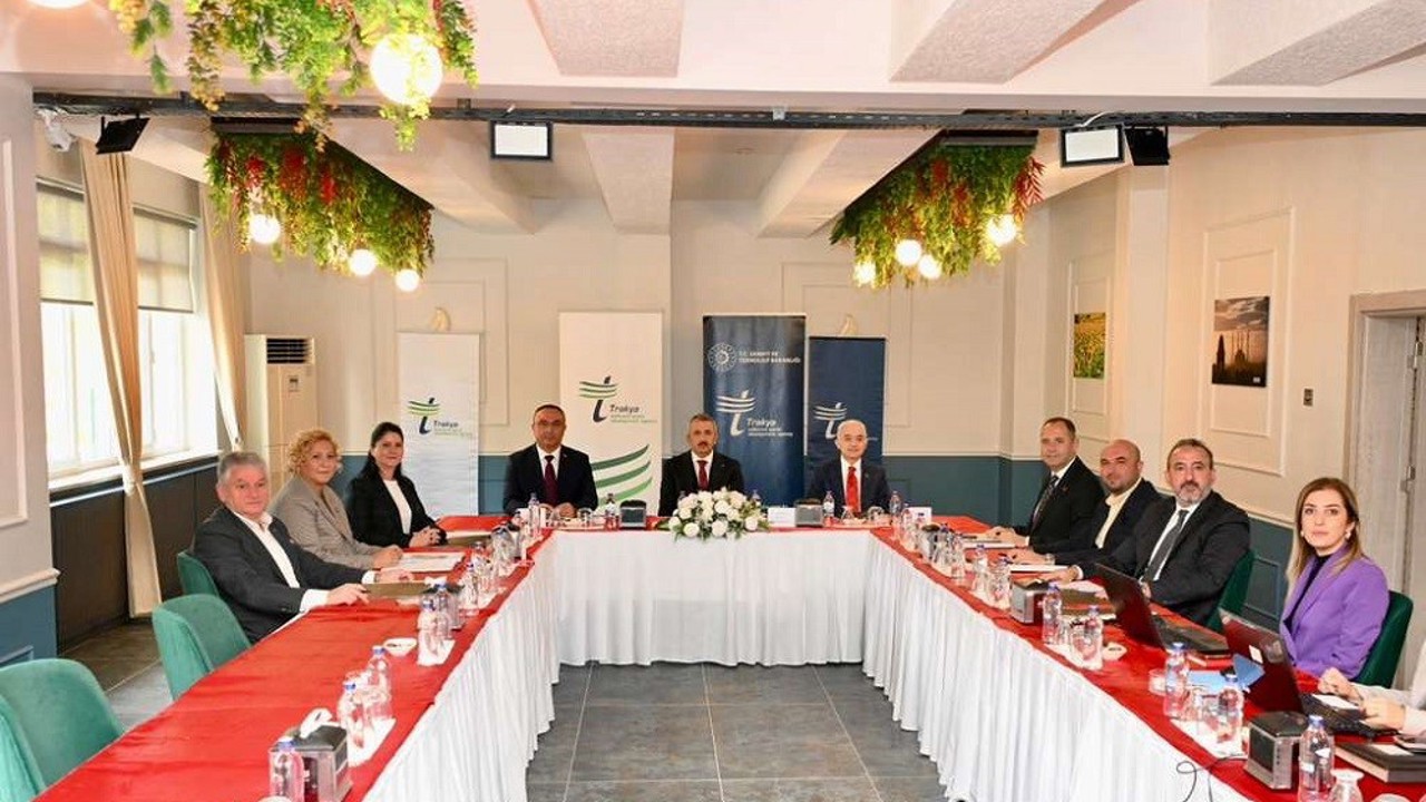 Yatırım ve projelerle ilgili üyeler bilgilendirildi
