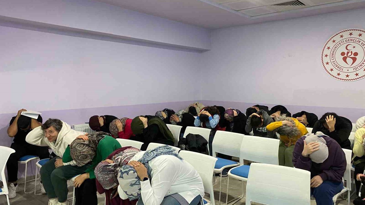Burdur’da afete karşı eğitimler devam ediyor
