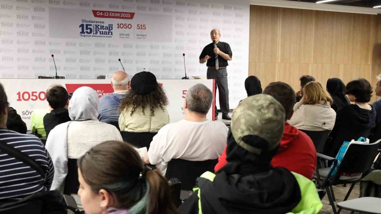 Halit Ertuğrul: "Akıllı anne baba nasihat etmez, yaşantısıyla örnek olur"
