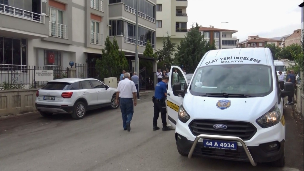 Haber Alınamayan Kişi Evinde Ölü Bulundu