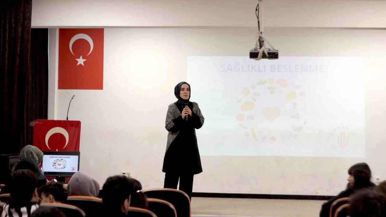 Ümraniye’de "Sağlıklı Gelecek için Sağlıklı Beslenme" eğitimleri üçüncü yılında
