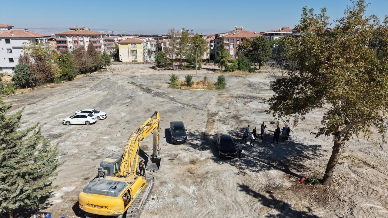 Battalgazi’ye Millet Bahçesi ve Nikâh Salonu Geliyor