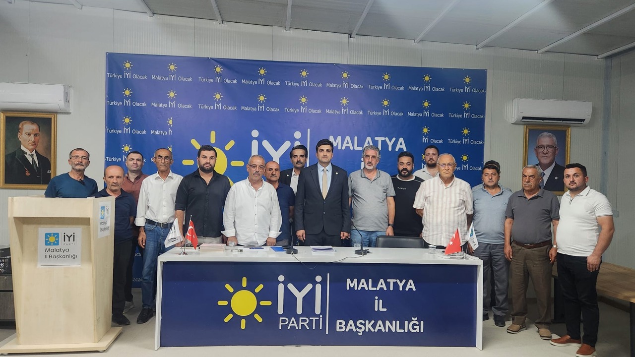 İYİ Parti Yeşilyurt’ta Yeni Dönem: İlk Toplantı Yapıldı