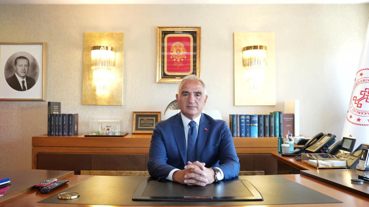 Bakan Ersoy: “Sinemanın Birleştirici Gücünü Türkiye’nin Dört Bir Yanında Yeniden Hissedeceğiz”