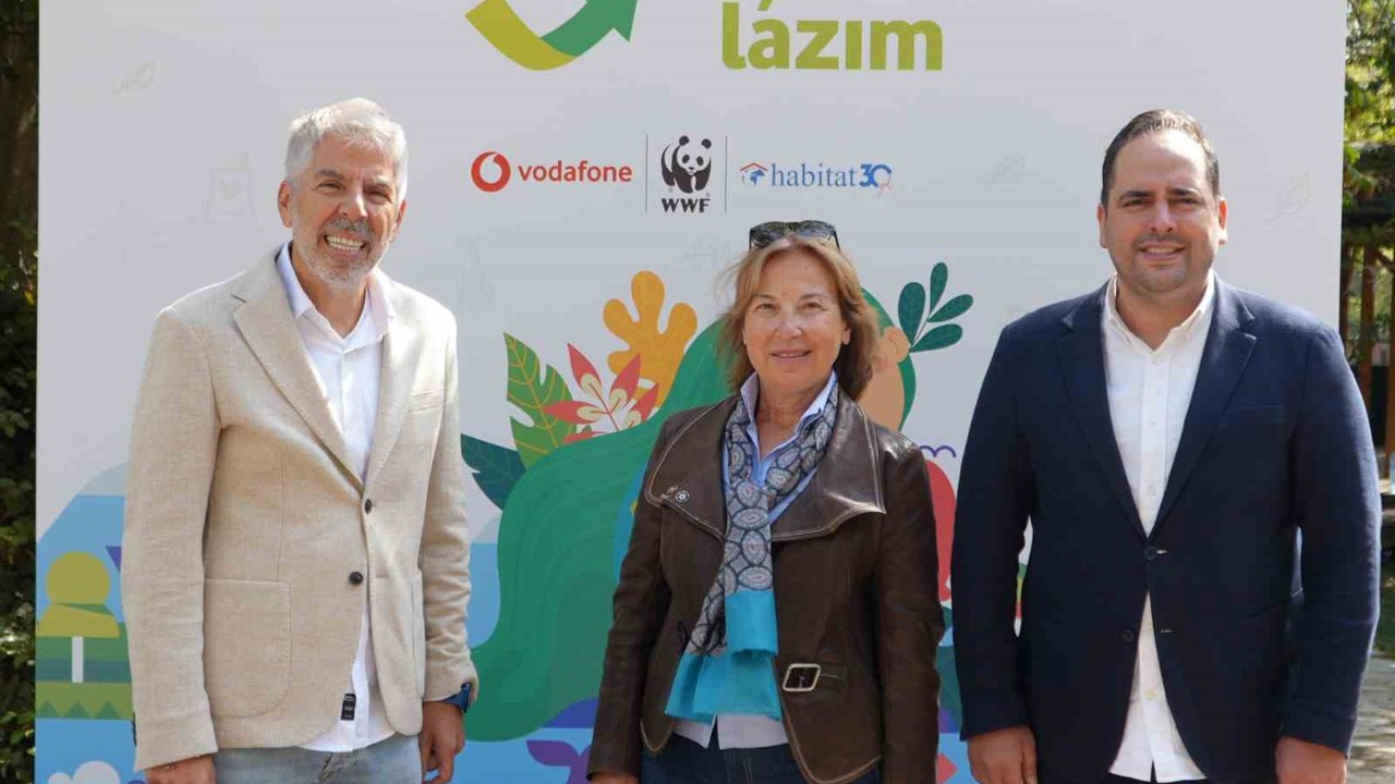 "Dünya İçin Lazım - Greenfest" yaklaşık 900 gönüllü ve çocuğun katılımıyla gerçekleşti
