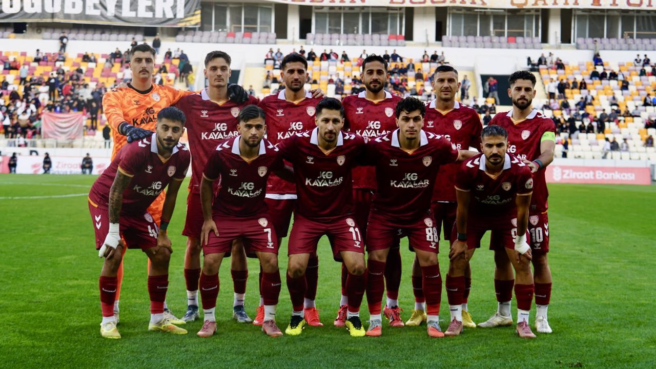 Yeşilyurtspor Kupada Tur Atladı: Siirtspor’u 3-1’le Geçti