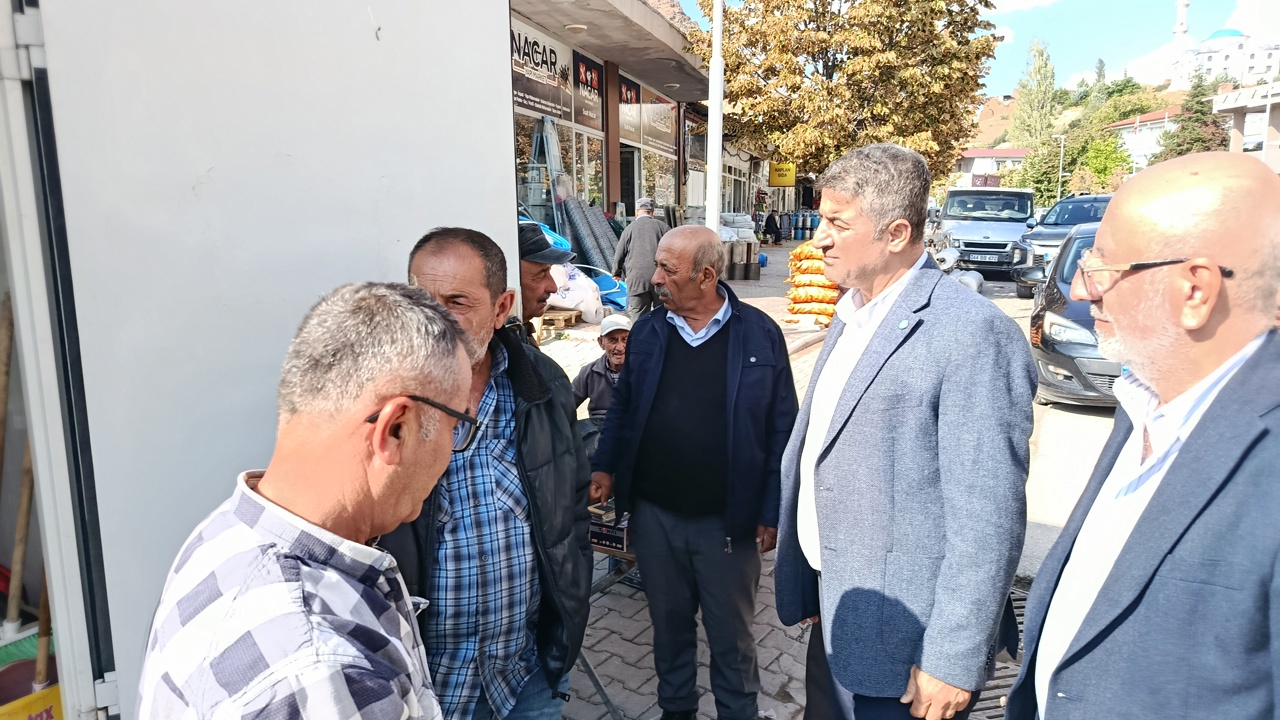 İYİ Parti Kuluncak’ta Esnafın Sorunlarını Dinledi
