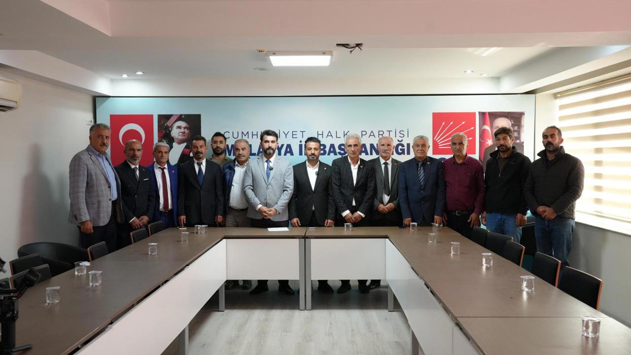 CHP Malatya’da 13 İlçe Başkanından Ortak Açıklama: “Baskılara Boyun Eğmedik, Eğmeyeceğiz”