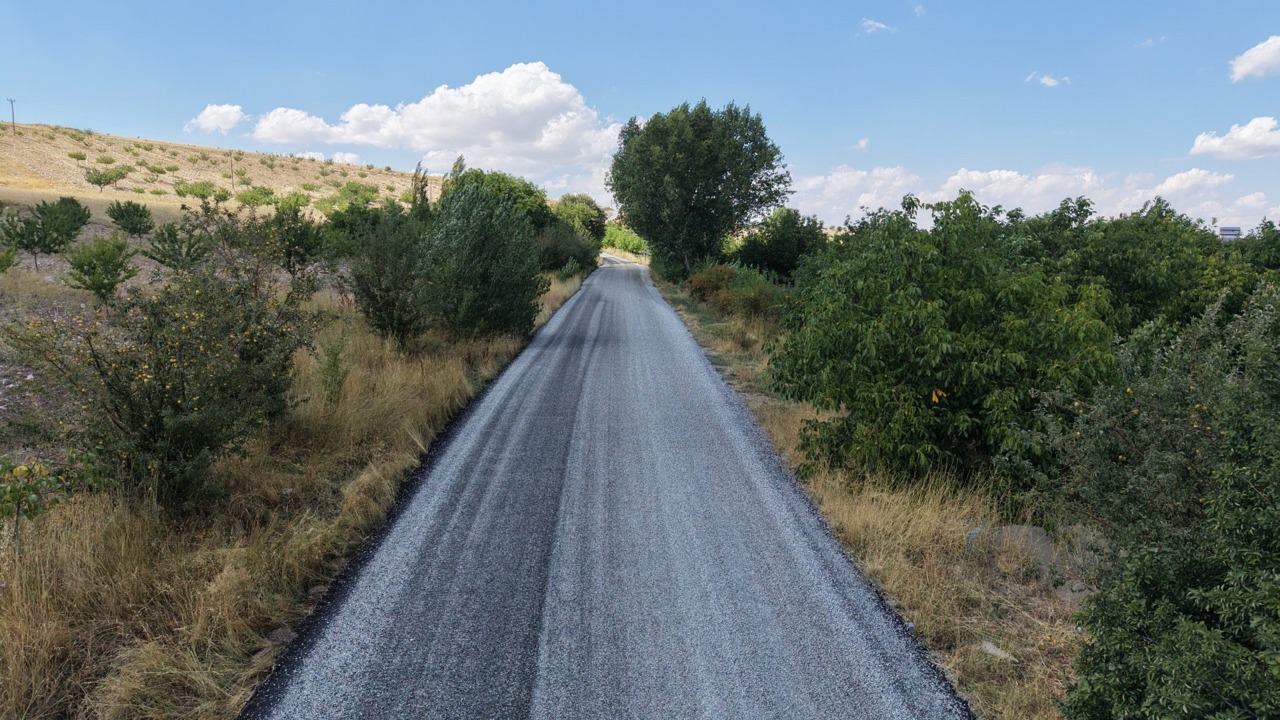 Hekimhan’da 22 Kilometrelik Grup Yolu Yenilendi