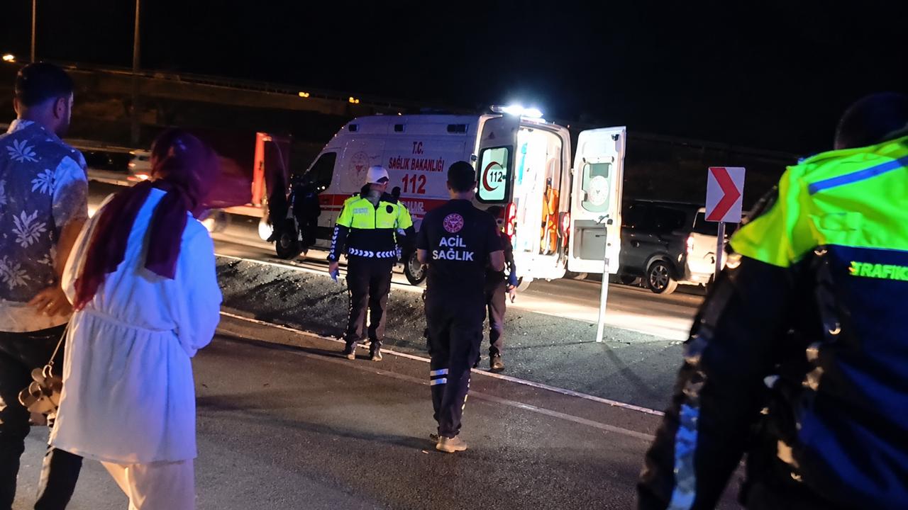 Malatya’da Kuzey Çevre Yolu üzerinde sürücüsünün direksiyon hâkimiyetini kaybett