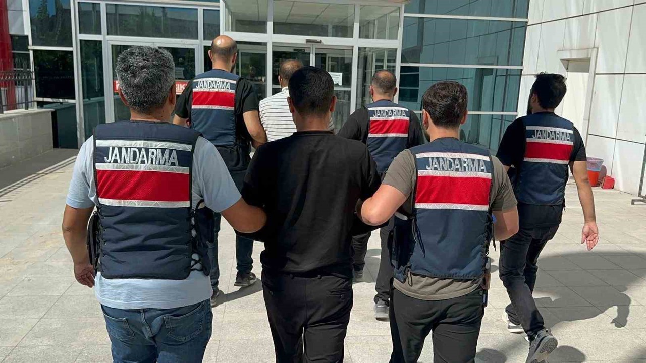 Adıyaman’da DEAŞ operasyonu: 2 şüpheli tutuklandı
