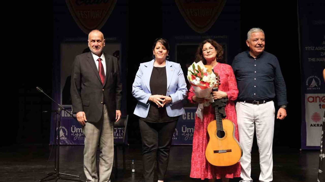 Muratpaşa’da Gitar Festivali sona erdi
