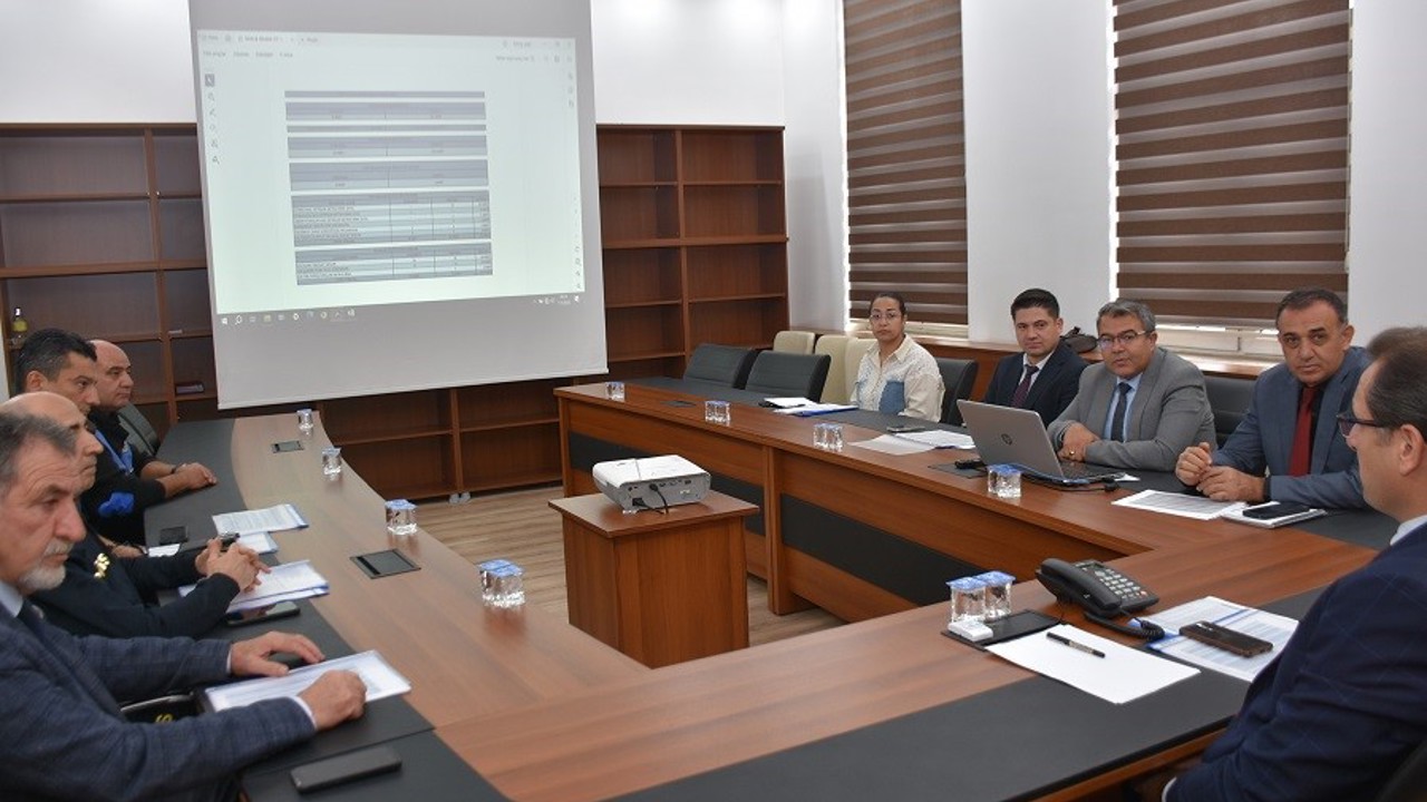 Salihli’de metruk binalar masaya yatırıldı
