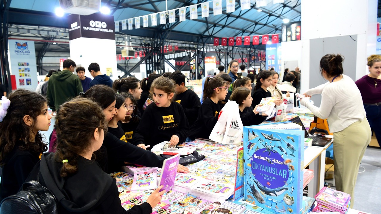 Malatyalı Yazarlar Kitap Fuarında Okurlarıyla Buluştu