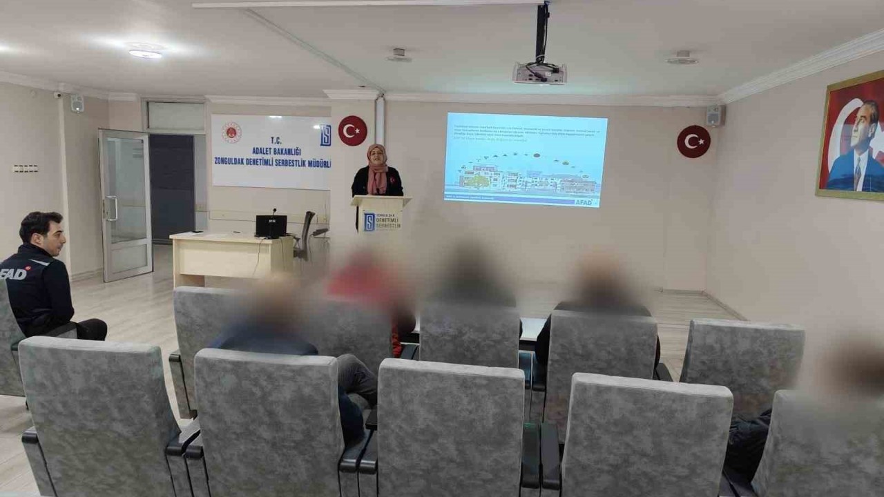 Zonguldak’ta afet bilinci semineri düzenlendi
