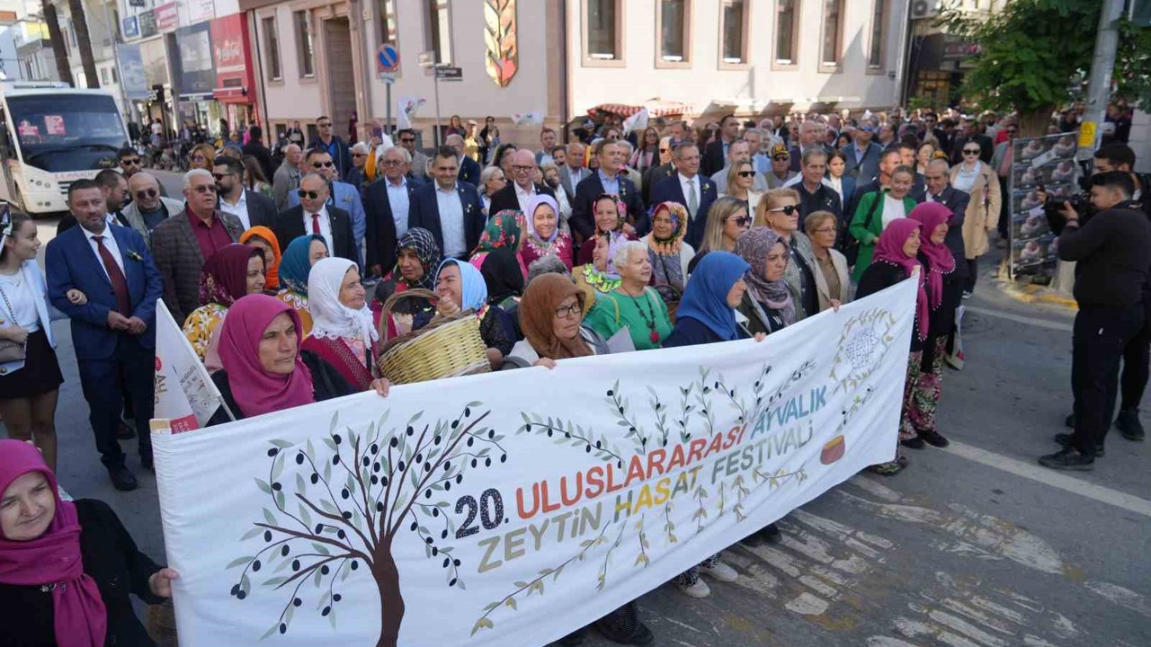 20. Ayvalık Uluslararası Zeytin Hasat ve Turizm Festivali başladı
