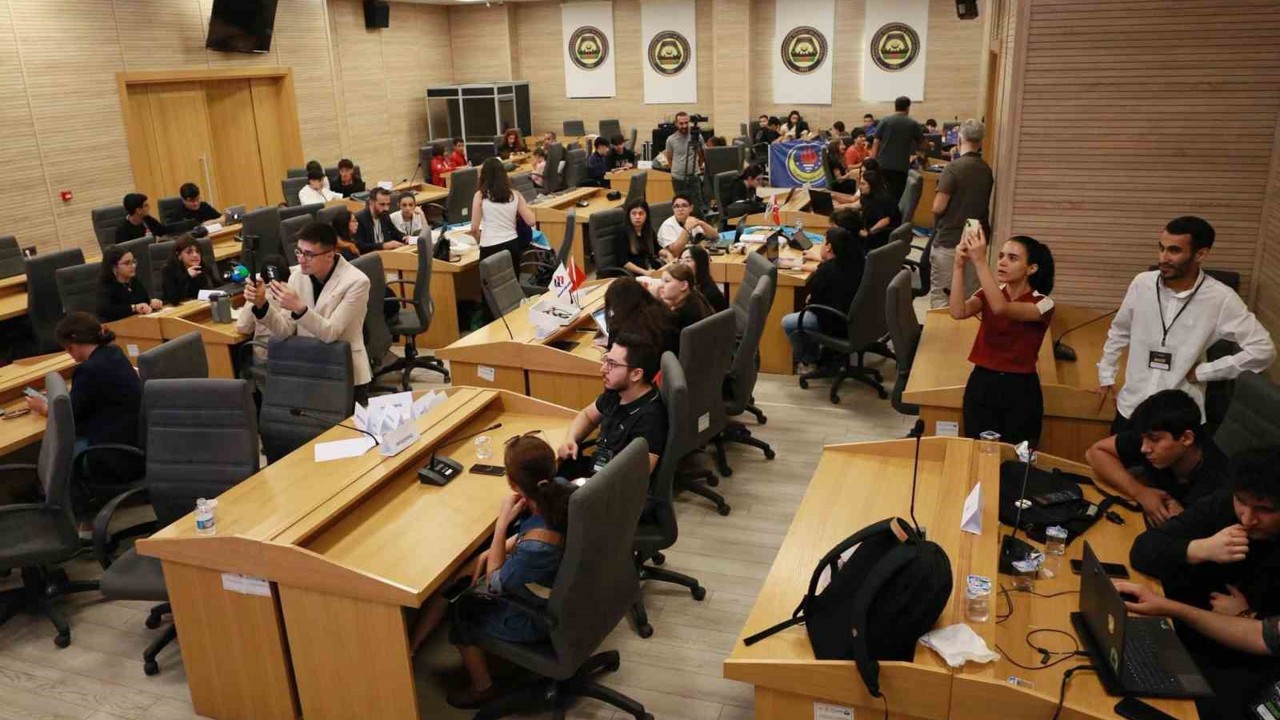 Bilim ve Teknoloji "Hackathonu" Diyarbakırda başladı
