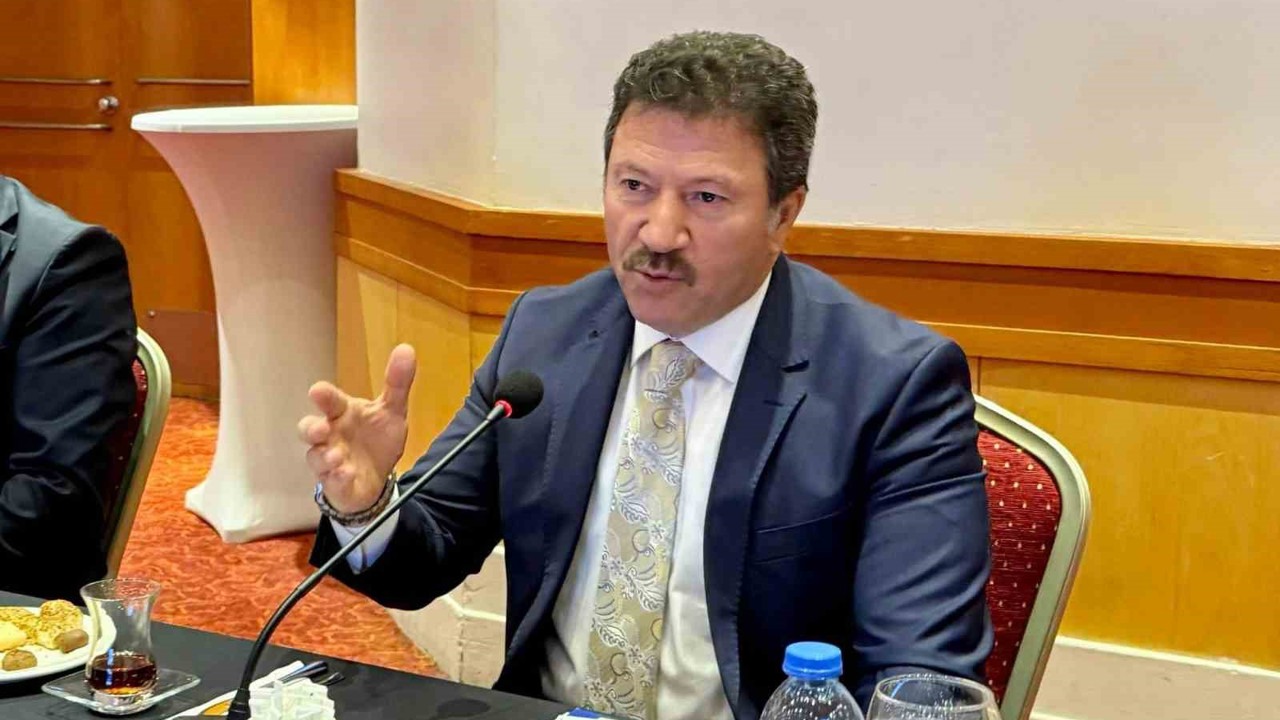 TŞOF Genel Başkanı Mehmet Yiğiner’in öncülüğündeki ‘Danışma Kurulu’ toplantısı Antalya’da gerçekleştirildi
