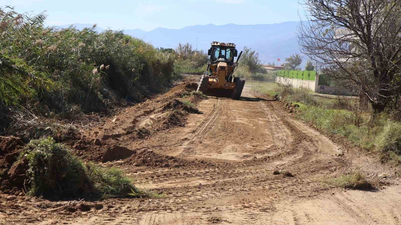 Nazilli Belediyesi’nden Sümer’de yeni yol yapım çalışması başlattı
